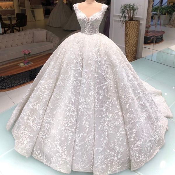 elegant ball gown wedding dress lace appliques vintage bridal gowns plus size arabic luxury vestido de novia, White
elegant ball gown wedding dress lace appliques vintage bridal gowns plus size arabic luxury vestido de novia, White