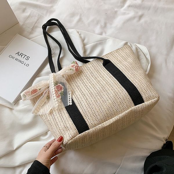 new handbags woven tote women's summer 2021 fashion chain messenger silk scarf butterfly net red foreign style large bag factory direct
new handbags woven tote women's summer 2021 fashion chain messenger silk scarf butterfly net red foreign style large bag factory direct