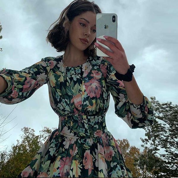 luxury evening dress fall 2021 pullover crew neck long sleeve high waist pleated open back floral print ruffle, Black;gray
luxury evening dress fall 2021 pullover crew neck long sleeve high waist pleated open back floral print ruffle, Black;gray