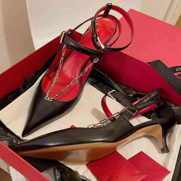dress shoes 2022 summer women's pointed baotou thin middle heel metal chain french sandals wedding shoes, Black
dress shoes 2022 summer women's pointed baotou thin middle heel metal chain french sandals wedding shoes, Black
