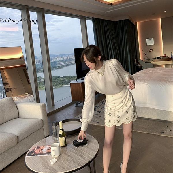 2021 autumn fashion elegant diamonds florals wave mini skirt women office lady skirts, Black
2021 autumn fashion elegant diamonds florals wave mini skirt women office lady skirts, Black
