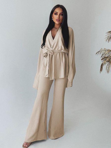women's sleepwear nightwear flare sleeve robes women pajama sets autumn trouser suits lace up bathrobes set woman 2 piece casual, Black;red
women's sleepwear nightwear flare sleeve robes women pajama sets autumn trouser suits lace up bathrobes set woman 2 piece casual, Black;red