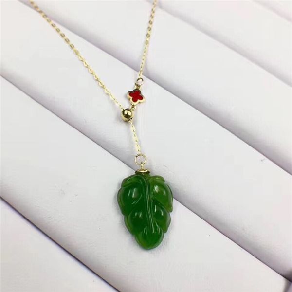 caibao 18k gold jewelry and tian biyu necklace lady's clover, Black
caibao 18k gold jewelry and tian biyu necklace lady's clover, Black