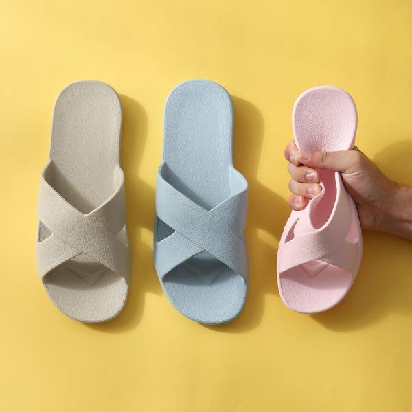 slippers 2021 woman shoes summer simple home indoor men and women's cross with lovers bathroom sandals eva antiskid, Black
slippers 2021 woman shoes summer simple home indoor men and women's cross with lovers bathroom sandals eva antiskid, Black