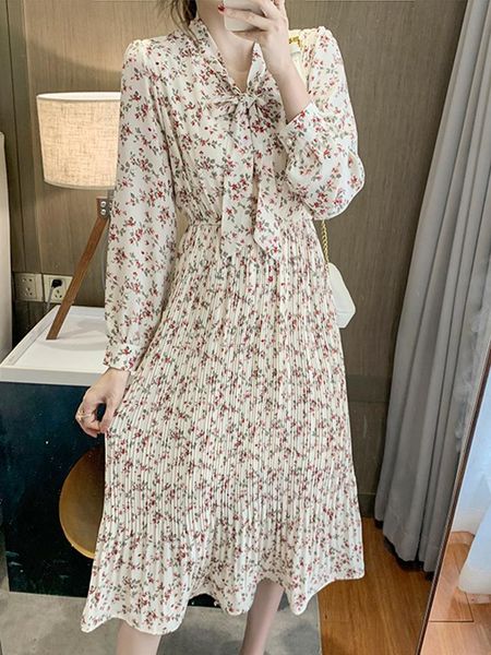 casual dresses korean fashion 2021 spring autumn bow folds long sleeve chiffon floral dress women's temperament vintage clothes midi, Black;gray
casual dresses korean fashion 2021 spring autumn bow folds long sleeve chiffon floral dress women's temperament vintage clothes midi, Black;gray