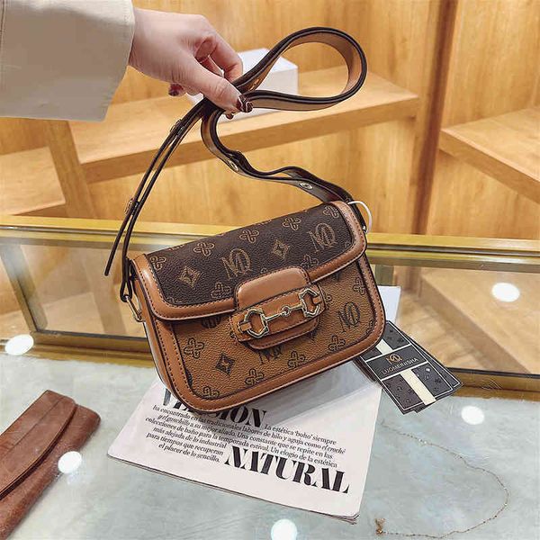2022 factory wholesale bag autumn niche design messenger one shoulder fashion women's bag
2022 factory wholesale bag autumn niche design messenger one shoulder fashion women's bag