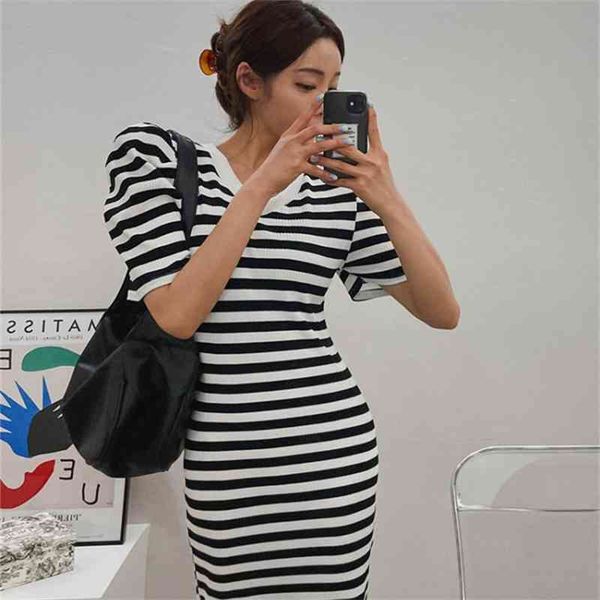 casual dresses 2021 plus size floral print summer evening long vintage oversize short sleeve beach women robe vestido prom 3bxl, Black;gray
casual dresses 2021 plus size floral print summer evening long vintage oversize short sleeve beach women robe vestido prom 3bxl, Black;gray