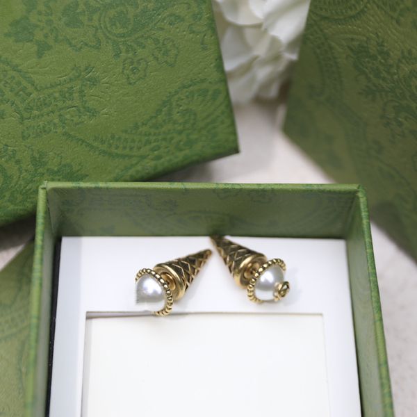 g fashion gold hoop earrings lady women party wedding lovers gift engagement jewelry for bride with box, Golden;silver
g fashion gold hoop earrings lady women party wedding lovers gift engagement jewelry for bride with box, Golden;silver
