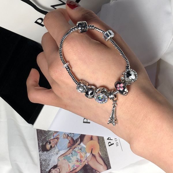 Dora luxury women Bracelet designer jewelry Strands ladies bracelets Beaded Snake Chain brand charm alloy diamond original box, Black
Dora luxury women Bracelet designer jewelry Strands ladies bracelets Beaded Snake Chain brand charm alloy diamond original box, Black