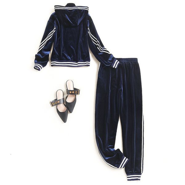 women's two piece pants autumn with a hoodie velvet jacket and 2-piece pants put together women's casual clothes 5518, White
women's two piece pants autumn with a hoodie velvet jacket and 2-piece pants put together women's casual clothes 5518, White