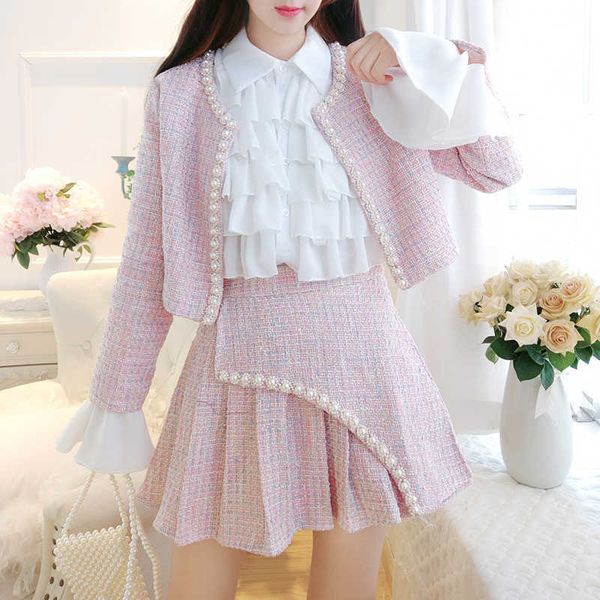 arrival winter sweet tweed 3pcs set women's pearls beading short jacket coat + ruffles chiffon shirts mini pleated skirt 210529, White
arrival winter sweet tweed 3pcs set women's pearls beading short jacket coat + ruffles chiffon shirts mini pleated skirt 210529, White