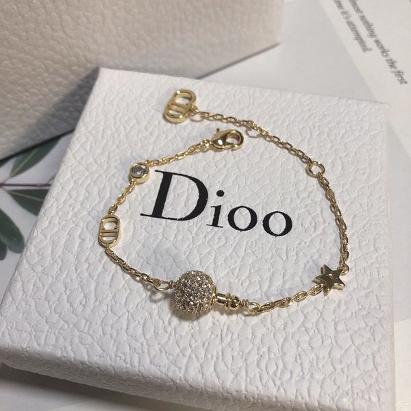 D family Bracelet new style with diamond hand decoration fashion street photo single item personality trend jewelry female, Black
D family Bracelet new style with diamond hand decoration fashion street photo single item personality trend jewelry female, Black
