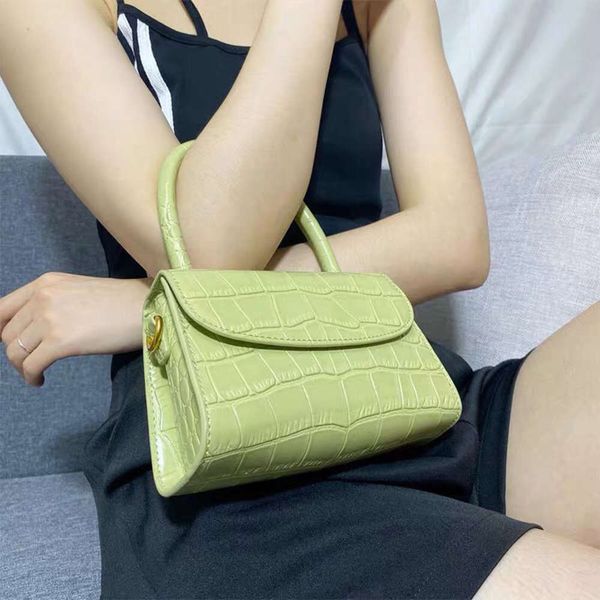 fashion dign women small square shoulder bag pattern ladi crossbody bags pu leather female clutch purse handbags
fashion dign women small square shoulder bag pattern ladi crossbody bags pu leather female clutch purse handbags