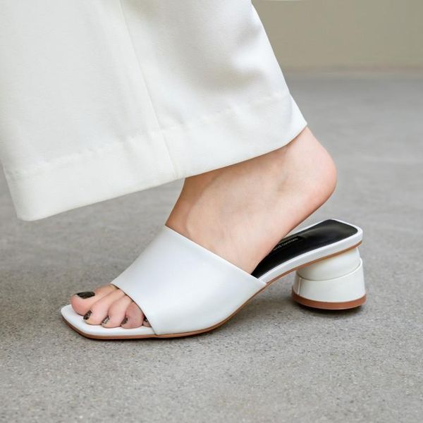 slippers 2021 summer white leather slides special round heel holiday shoes women beach, Black
slippers 2021 summer white leather slides special round heel holiday shoes women beach, Black