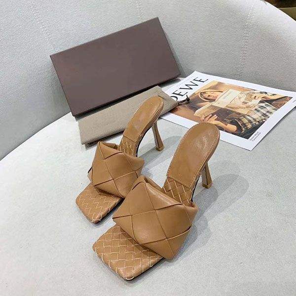 prad brand woman summer buckle strap rivet sandals high-heeled shoes pointed toe fashion leather single high heel kjh0001, Black
prad brand woman summer buckle strap rivet sandals high-heeled shoes pointed toe fashion leather single high heel kjh0001, Black