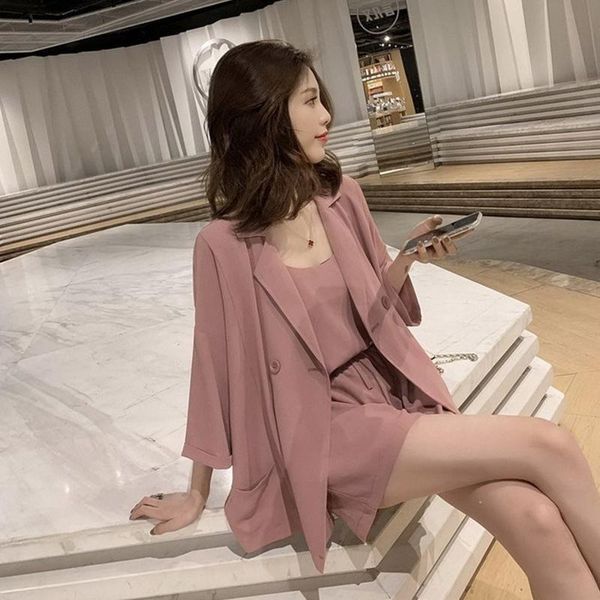 women's suits & blazers net red suit fashion temperament spring summer 2021 jacket korean loose suspender shorts three piece set, White;black
women's suits & blazers net red suit fashion temperament spring summer 2021 jacket korean loose suspender shorts three piece set, White;black