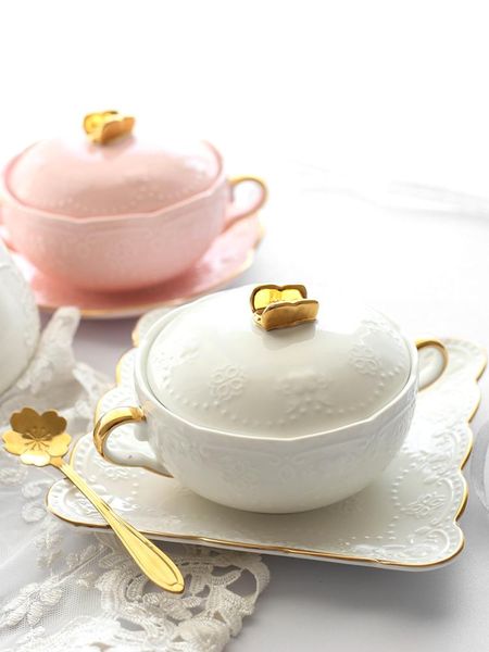 bowls bird's nest bowl dessert european style court retro gold edge double ear ceramic stew cup with lid soup
bowls bird's nest bowl dessert european style court retro gold edge double ear ceramic stew cup with lid soup