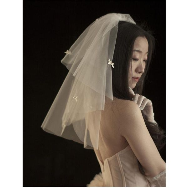 bridal veils short weeding bows white ivory tulle with comb double layers voiles mariage velos de novia courte 2021, Black
bridal veils short weeding bows white ivory tulle with comb double layers voiles mariage velos de novia courte 2021, Black