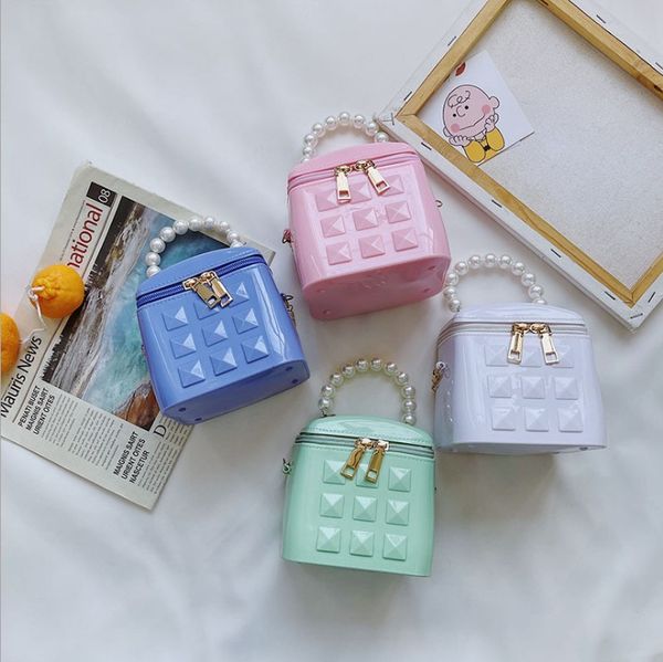 sweet girls princess handbags kids pearl hand carry silicone jelly bags children candy colors fashion chain one shoulder crossbody bag f404, Black
sweet girls princess handbags kids pearl hand carry silicone jelly bags children candy colors fashion chain one shoulder crossbody bag f404, Black