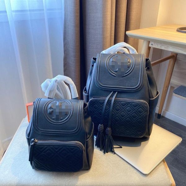 backpack tassels diamond lattice stitching on high-capacity package cover bag wechat business suppliers 
backpack tassels diamond lattice stitching on high-capacity package cover bag wechat business suppliers