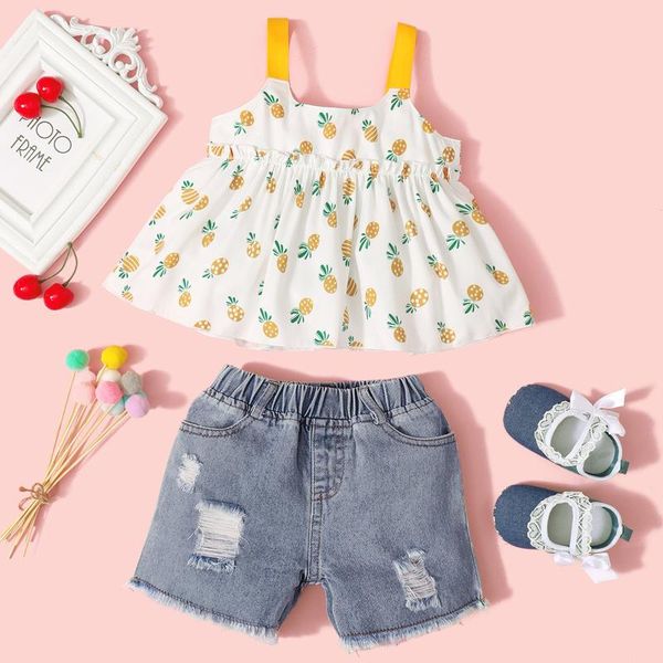 clothing sets korean fashion girls suit toddler baby girl sleeveless sling pineapple print denim shorts set vêtements de bébé, White
clothing sets korean fashion girls suit toddler baby girl sleeveless sling pineapple print denim shorts set vêtements de bébé, White