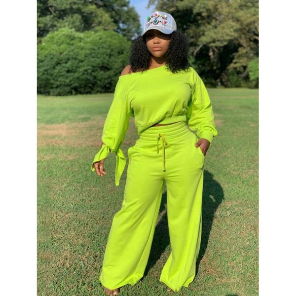 women's loose solid color long-sleeved plus velvet home sports 2 and leisure two-piece suit, White
women's loose solid color long-sleeved plus velvet home sports 2 and leisure two-piece suit, White