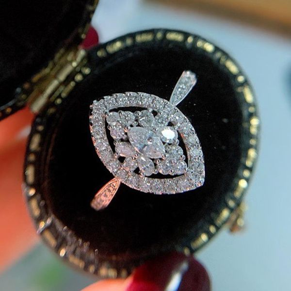 wedding rings luxury female horse-eye crystal jewelry full bling iced out lady's anniversary party ring gift fashion accessories, Slivery;golden
wedding rings luxury female horse-eye crystal jewelry full bling iced out lady's anniversary party ring gift fashion accessories, Slivery;golden