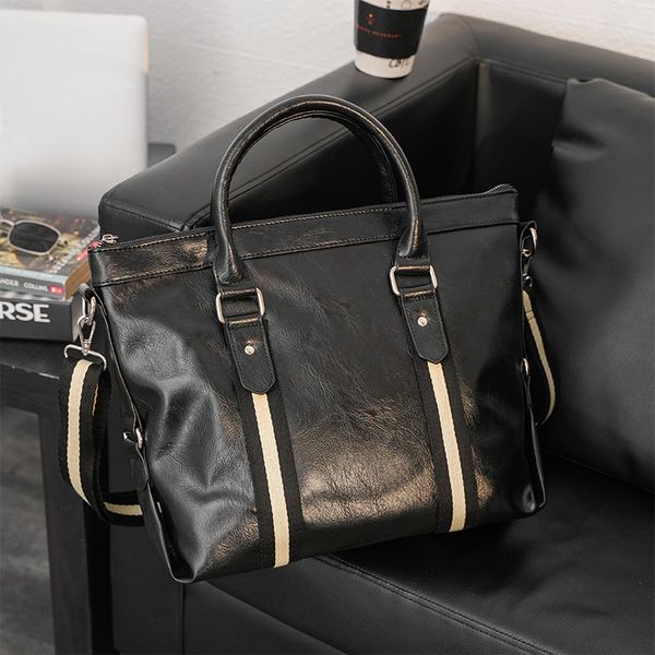 bag handbag korean men's fashion leisure business single shoulder slanting cross portable, Black;red
bag handbag korean men's fashion leisure business single shoulder slanting cross portable, Black;red