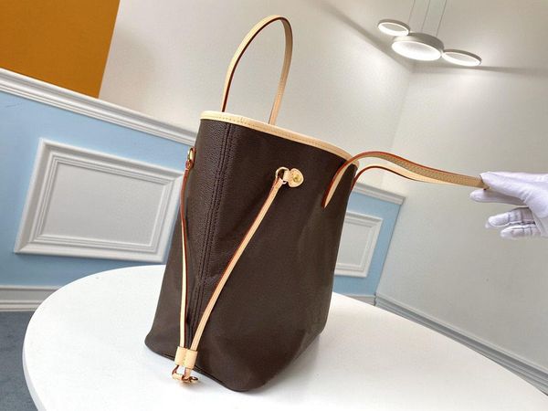 luxurys designers handbags purses montigne bag women tote brand letter embossing genuine leather shoulder bags crossbody bag
luxurys designers handbags purses montigne bag women tote brand letter embossing genuine leather shoulder bags crossbody bag