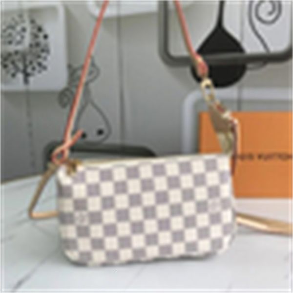 cross designer clutches luxury m51980 crossbody bag wallet handbags totes iconic body handles evening shoulder bags
cross designer clutches luxury m51980 crossbody bag wallet handbags totes iconic body handles evening shoulder bags