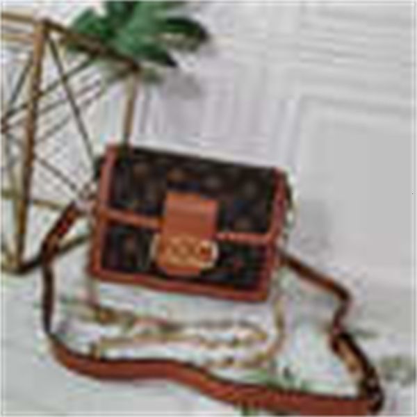 handbags bags brand handbags r cross luxury will be m44391 iconic 44580 handles shoulder new totes mini body dauphine bag clutche
handbags bags brand handbags r cross luxury will be m44391 iconic 44580 handles shoulder new totes mini body dauphine bag clutche