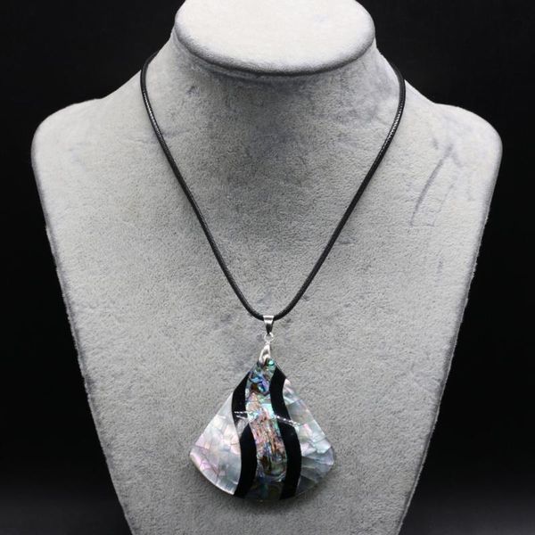 pendant necklaces selling 2021 product natural shell necklace fashion jewelry chain length 55+5cm size 40x55mm, Silver
pendant necklaces selling 2021 product natural shell necklace fashion jewelry chain length 55+5cm size 40x55mm, Silver