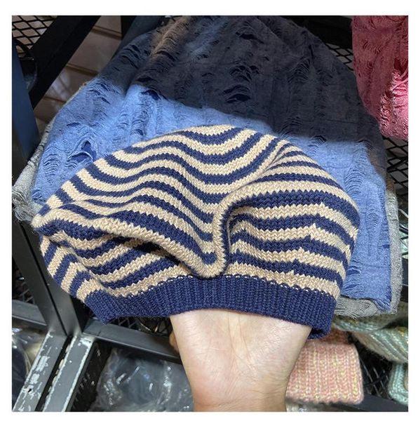 berets 202109-2509245 ins autumn checkerboard lattice knitted fabric beret hat men women leisure painter, Blue;gray
berets 202109-2509245 ins autumn checkerboard lattice knitted fabric beret hat men women leisure painter, Blue;gray