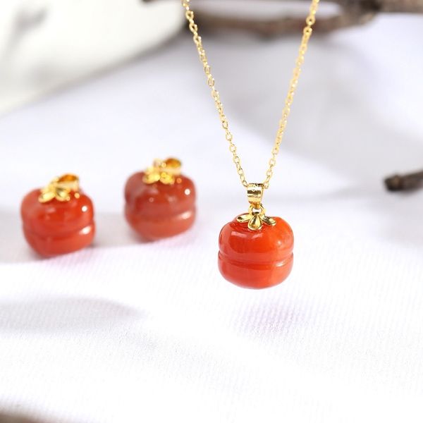 natural south red agate tile southwest willow material south red persimmon necklace pendant everything goes well, Black
natural south red agate tile southwest willow material south red persimmon necklace pendant everything goes well, Black