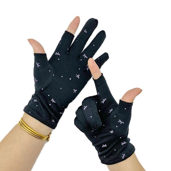 five fingers gloves women sunscreen driving slip-resistant cotton thin anti uv elasticity in summer fashion breathable half finger glove, Blue;gray
five fingers gloves women sunscreen driving slip-resistant cotton thin anti uv elasticity in summer fashion breathable half finger glove, Blue;gray