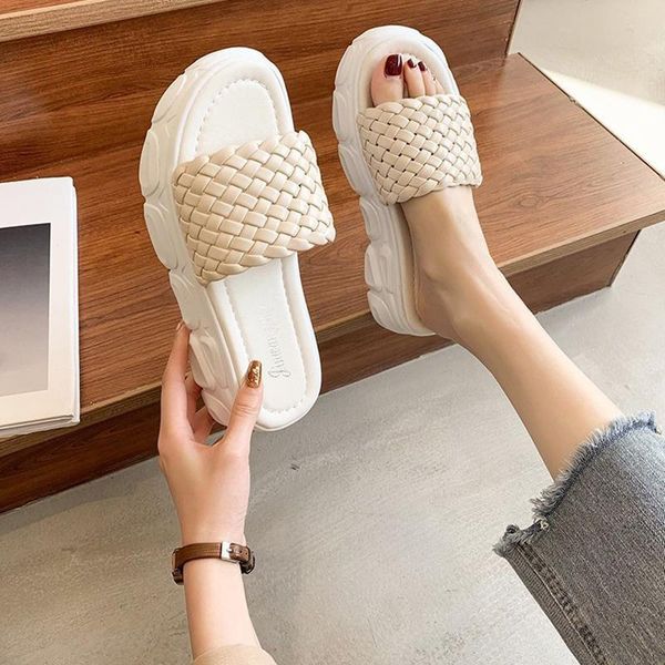 med shoes woman's slippers platform loafers slides fashion 2021 flat soft luxury pu women house plat, Black
med shoes woman's slippers platform loafers slides fashion 2021 flat soft luxury pu women house plat, Black