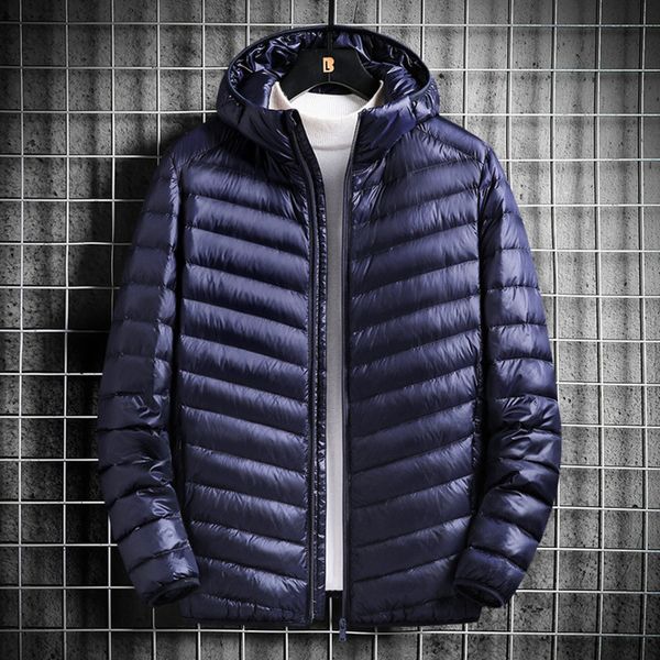 light autumn and winter new fashion hooded short white duck down et young men's stand collar leisure trend, Black
light autumn and winter new fashion hooded short white duck down et young men's stand collar leisure trend, Black