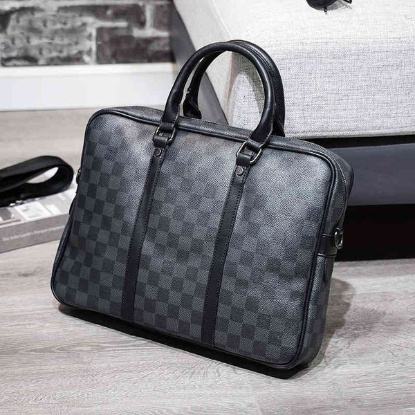 men's handbag briefcase fashion trend 2021 new business lattice men's single shoulder diagonal straddle work
men's handbag briefcase fashion trend 2021 new business lattice men's single shoulder diagonal straddle work