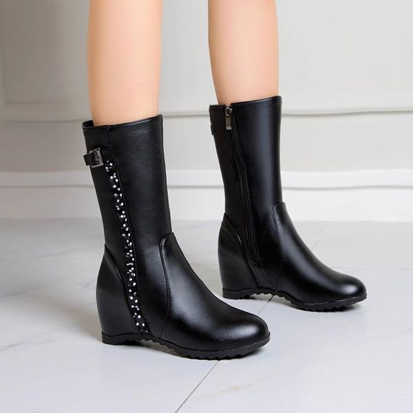 boots women fashion comfortable ladies classic round head leather zipper slope heel middle tube white, Black
boots women fashion comfortable ladies classic round head leather zipper slope heel middle tube white, Black