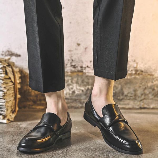 men dress shoes 2021 personality leather wedding flats oxfords formal mocassin homme, Black
men dress shoes 2021 personality leather wedding flats oxfords formal mocassin homme, Black