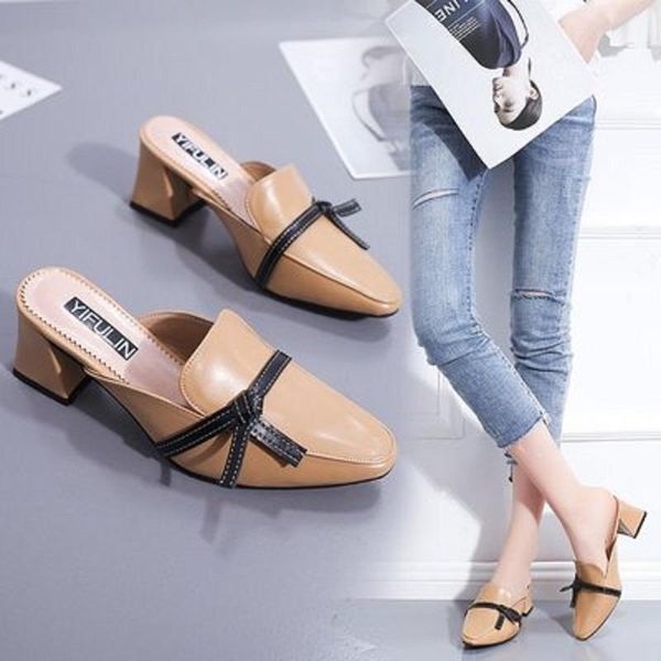 slippers 2021 summer ladies sandals and fashion comfortable wild bow in the thick with baotou female, Black
slippers 2021 summer ladies sandals and fashion comfortable wild bow in the thick with baotou female, Black