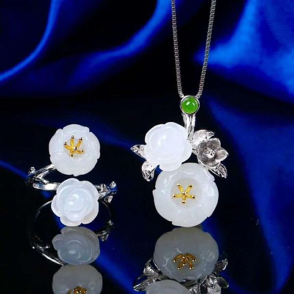 bracelet, earrings & necklace hetian baiyu silver inlay set white jade flower three-piece h13#, Black
bracelet, earrings & necklace hetian baiyu silver inlay set white jade flower three-piece h13#, Black