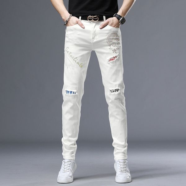 fashion jeans men's pants slim little feet brand drill korean version hole elastic white wear, Blue
fashion jeans men's pants slim little feet brand drill korean version hole elastic white wear, Blue