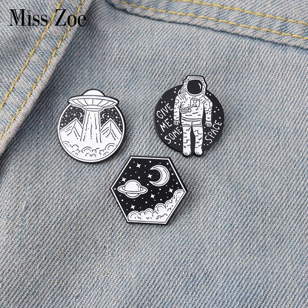 outer space landscape enamel pins black and white painting bag brooch lapel badge cartoon jewelry gift for kids friendsdio chan contact, Gray
outer space landscape enamel pins black and white painting bag brooch lapel badge cartoon jewelry gift for kids friendsdio chan contact, Gray