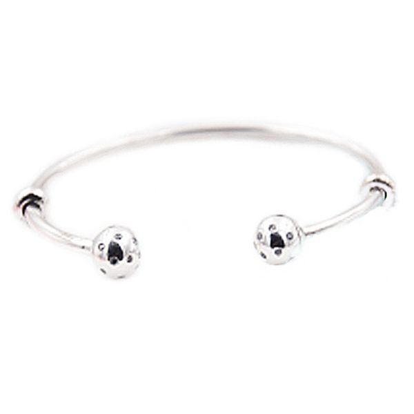 2021 new 100% 925 sterling silver 796577 classic bracelet clear cz charm bead fit diy original fashion bracelets factory wholesale jewelry g, Golden;silver
2021 new 100% 925 sterling silver 796577 classic bracelet clear cz charm bead fit diy original fashion bracelets factory wholesale jewelry g, Golden;silver