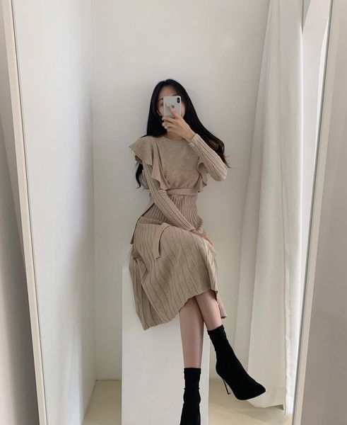 casual dresses elegant ruffles slim waist women sweater autumn winter long sleeve lace-up a-line knitted female skar, Black;gray
casual dresses elegant ruffles slim waist women sweater autumn winter long sleeve lace-up a-line knitted female skar, Black;gray