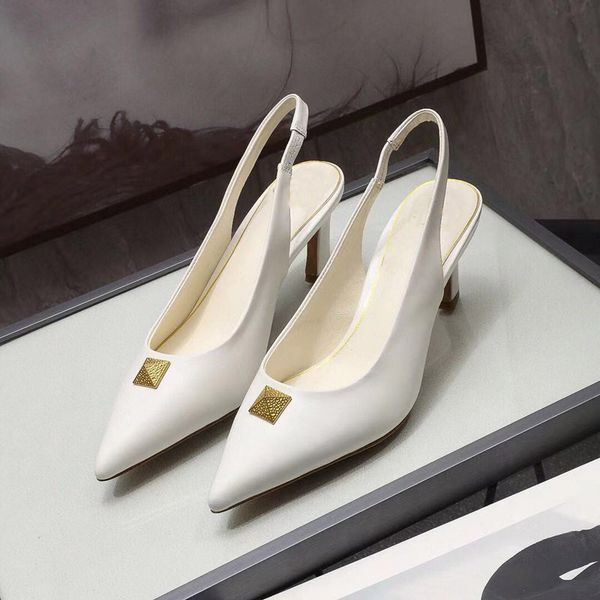 all-match closed toe sandals 2021 spring new cowhide pointed rivets shallow mouth pumps fairy style womens high heels mmm, Black
all-match closed toe sandals 2021 spring new cowhide pointed rivets shallow mouth pumps fairy style womens high heels mmm, Black