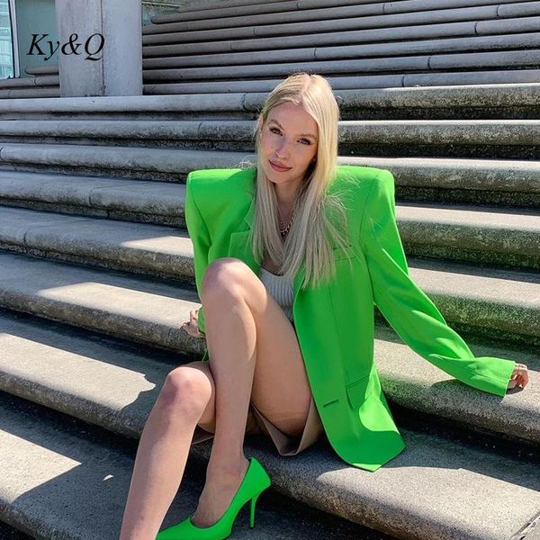 women's suits & blazers oversize green blazer jacket women casual long sleeve shoulder pad work suit coat office lady solid color 2021, White;black
women's suits & blazers oversize green blazer jacket women casual long sleeve shoulder pad work suit coat office lady solid color 2021, White;black