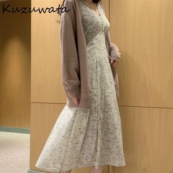 kuzuwata v neck floral print high waist women dress elegant french style fresh vestidos chic button slim fit dresses with camis 210409, Black;gray
kuzuwata v neck floral print high waist women dress elegant french style fresh vestidos chic button slim fit dresses with camis 210409, Black;gray