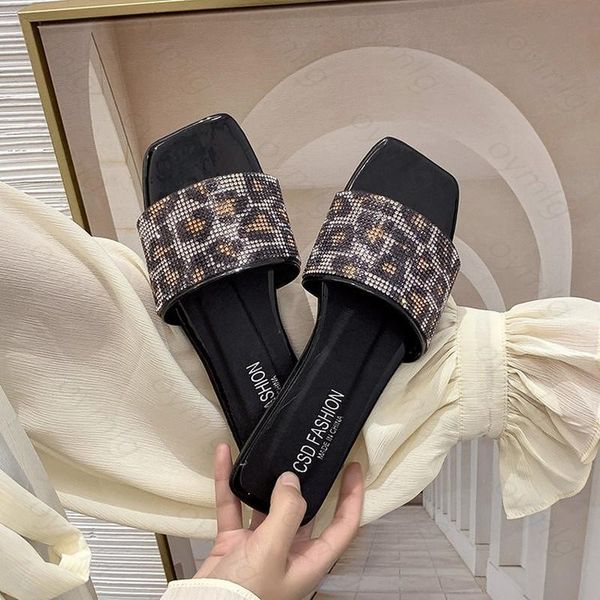 fashion leopard crystal flat slippers women open-toe 2021 summer flip flops shoes woman sandals casual big size 42, Black
fashion leopard crystal flat slippers women open-toe 2021 summer flip flops shoes woman sandals casual big size 42, Black